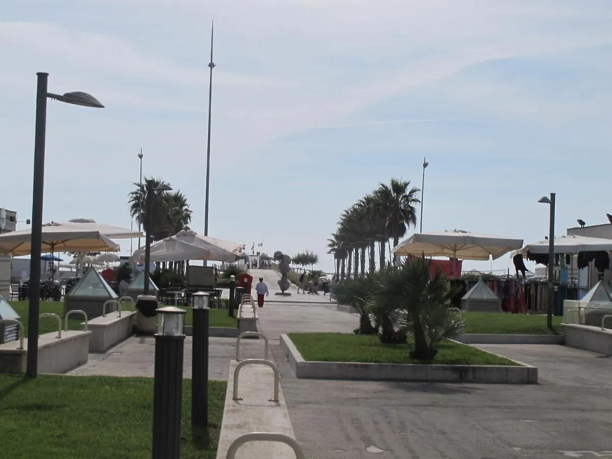 Holiday Home Madda By Interhome Lido di Camaiore